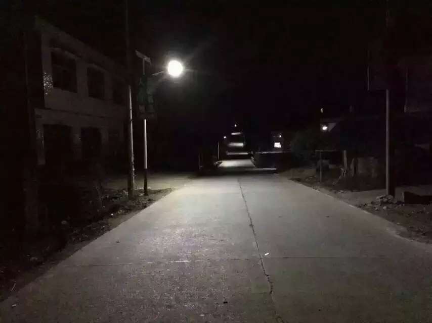 ���̰���