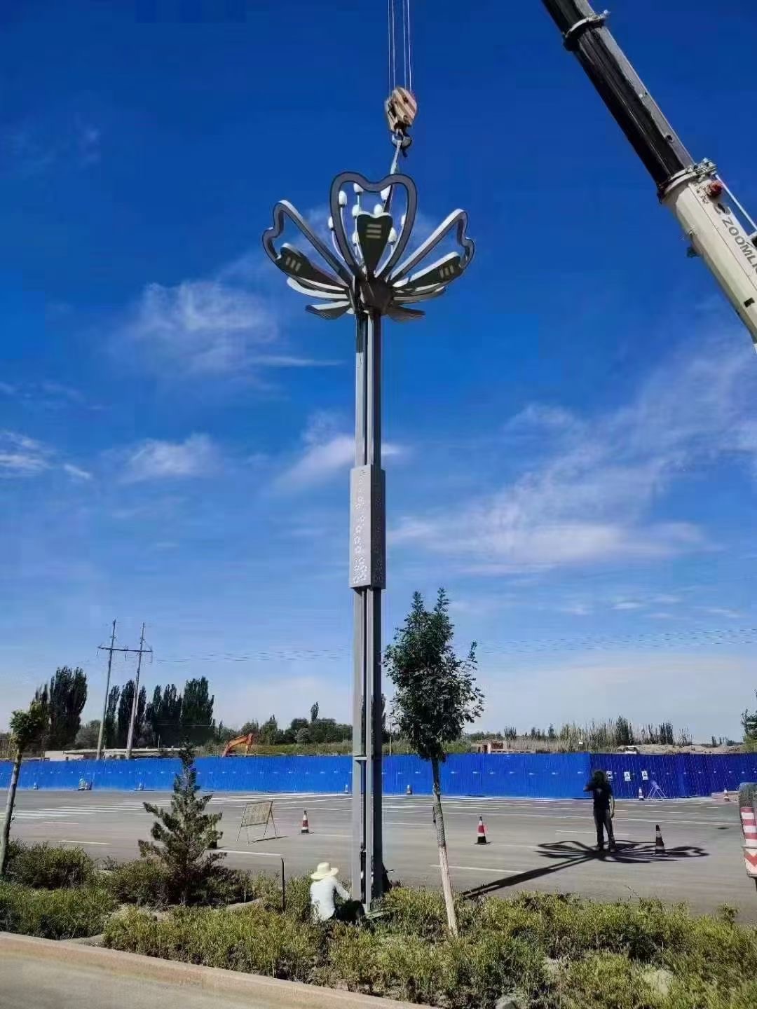 ���̰���